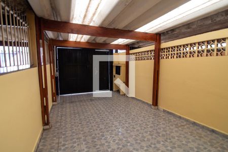 Casa para alugar com 193m², 3 quartos e 1 vaga Casa para alugar com 193m², 3 quartos e 1 vagaGaragem