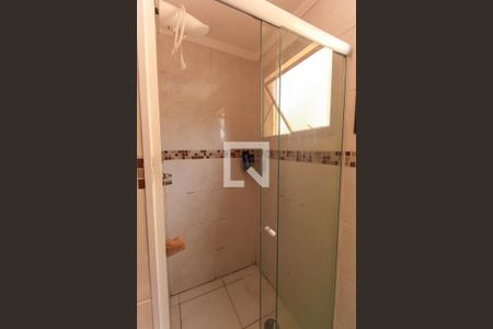 Apartamento à venda com 75m², 2 quartos e 1 vaga Apartamento à venda com 75m², 2 quartos e 1 vagaBanheiro