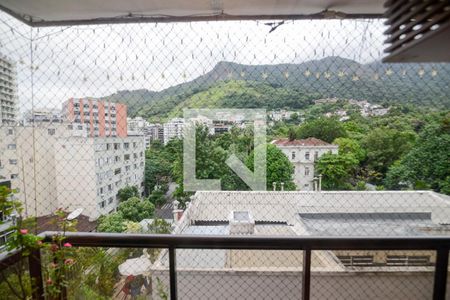Apartamento à venda com 187m², 4 quartos e 3 vagasVista da Suíte 2