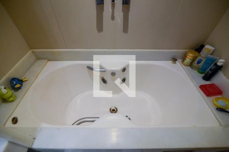 Apartamento à venda com 187m², 4 quartos e 3 vagasBanheiro da Suíte 1