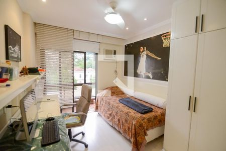 Apartamento à venda com 187m², 4 quartos e 3 vagasQuarto 1