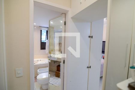 Apartamento à venda com 187m², 4 quartos e 3 vagasCloset da Suíte 2