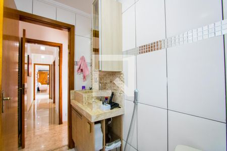 Apartamento à venda com 150m², 2 quartos e 2 vagasBanheiro do quarto 1