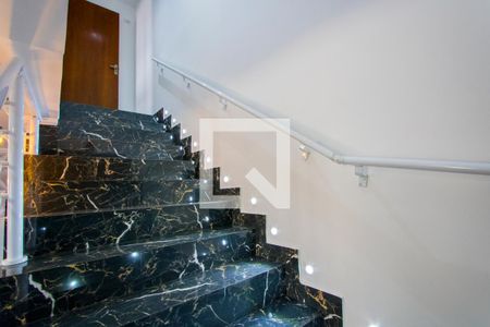 Apartamento à venda com 150m², 2 quartos e 2 vagasEscadas