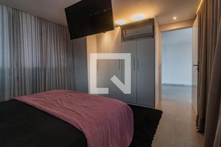 Quarto de apartamento para alugar com 2 quartos, 150m² em Nossa Senhora do Rosario, São José