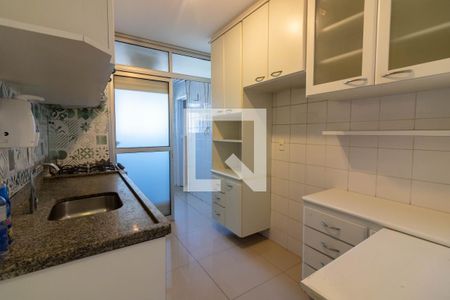 Apartamento para alugar com 75m², 3 quartos e 1 vagaCozinha 