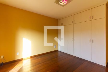 Quarto 1 Suíte de casa para alugar com 4 quartos, 216m² em Perdizes, São Paulo