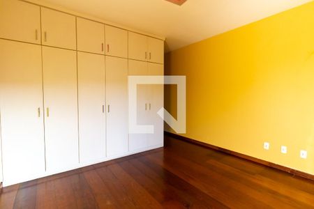 Quarto 1 Suíte de casa para alugar com 4 quartos, 216m² em Perdizes, São Paulo