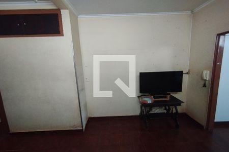 Casa para alugar com 218m², 3 quartos e 2 vagas Casa para alugar com 218m², 3 quartos e 2 vagasSala de TV
