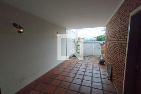 Casa para alugar com 218m², 3 quartos e 2 vagas Casa para alugar com 218m², 3 quartos e 2 vagasGaragem 01