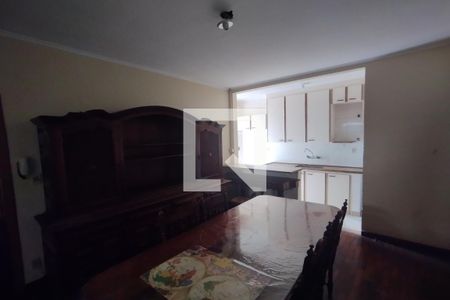 Casa para alugar com 218m², 3 quartos e 2 vagas Casa para alugar com 218m², 3 quartos e 2 vagasSala
