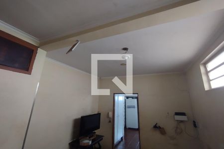 Casa para alugar com 218m², 3 quartos e 2 vagas Casa para alugar com 218m², 3 quartos e 2 vagasSala de TV