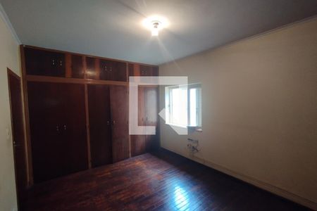 Casa para alugar com 218m², 3 quartos e 2 vagas Casa para alugar com 218m², 3 quartos e 2 vagasDormitório 03