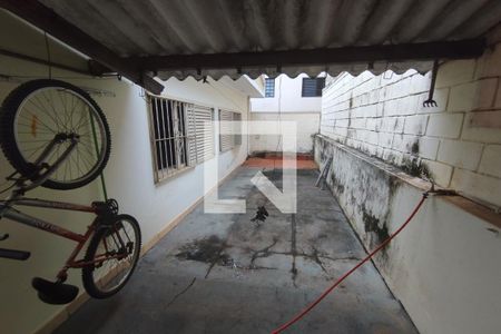 Casa para alugar com 218m², 3 quartos e 2 vagas Casa para alugar com 218m², 3 quartos e 2 vagasQuintal
