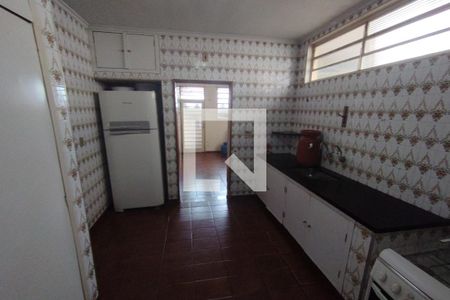 Casa para alugar com 218m², 3 quartos e 2 vagas Casa para alugar com 218m², 3 quartos e 2 vagasCozinha 02