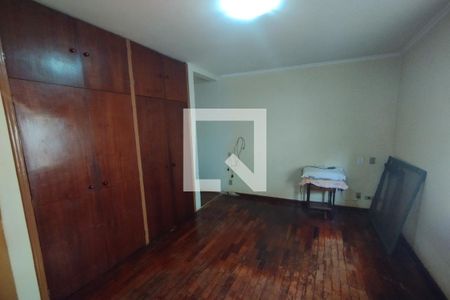 Casa para alugar com 218m², 3 quartos e 2 vagas Casa para alugar com 218m², 3 quartos e 2 vagasSuíte