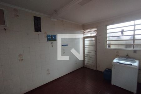 Casa para alugar com 218m², 3 quartos e 2 vagas Casa para alugar com 218m², 3 quartos e 2 vagasÁrea de Serviço