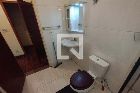 Casa para alugar com 218m², 3 quartos e 2 vagas Casa para alugar com 218m², 3 quartos e 2 vagasBanheiro da Suíte
