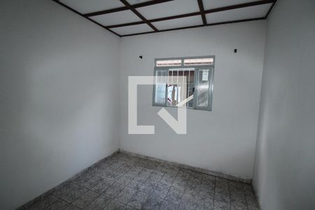 Quarto  de casa para alugar com 2 quartos, 80m² em Vila Leopoldina, Duque de Caxias