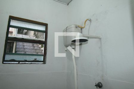 Casa para alugar com 80m², 2 quartos e sem vagaBanheiro 