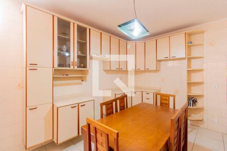 Casa à venda com 200m², 4 quartos e 2 vagasCozinha