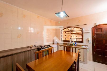 Casa à venda com 200m², 4 quartos e 2 vagasCozinha