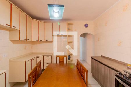 Casa à venda com 200m², 4 quartos e 2 vagasCozinha