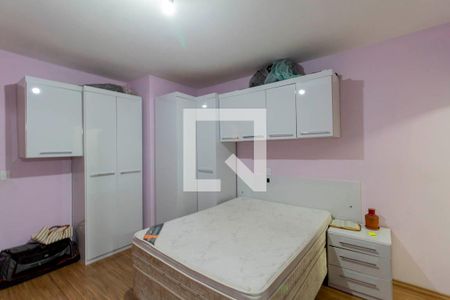 Casa à venda com 200m², 4 quartos e 2 vagasSuíte