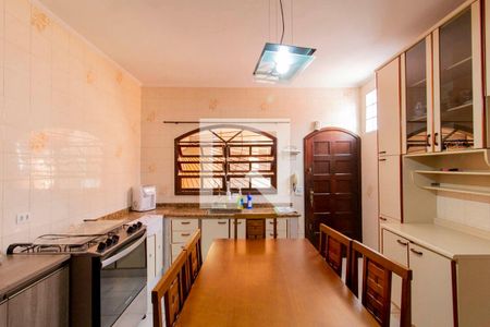 Casa à venda com 200m², 4 quartos e 2 vagasCozinha