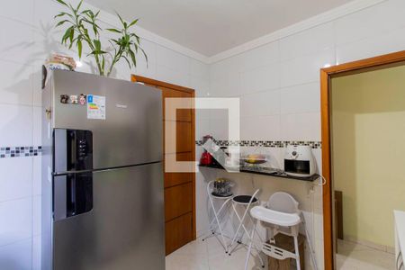 Casa à venda com 110m², 4 quartos e 2 vagas Casa à venda com 110m², 4 quartos e 2 vagasCozinha