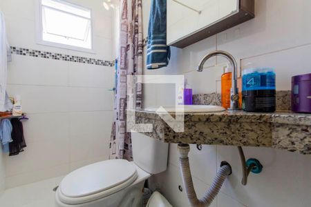 Casa à venda com 110m², 4 quartos e 2 vagas Casa à venda com 110m², 4 quartos e 2 vagasBanheiro