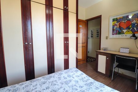 Apartamento para alugar com 126m², 3 quartos e 2 vagas Apartamento para alugar com 126m², 3 quartos e 2 vagasQuarto