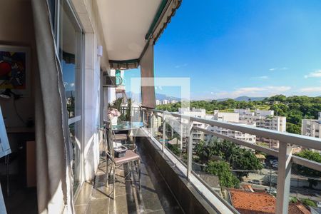 Apartamento para alugar com 126m², 3 quartos e 2 vagas Apartamento para alugar com 126m², 3 quartos e 2 vagasQuarto