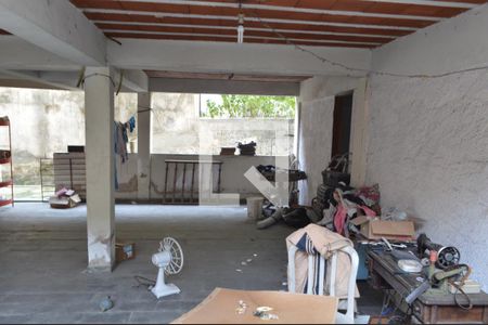 Casa à venda com 600m², 3 quartos e 3 vagasHall