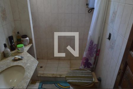 Casa à venda com 600m², 3 quartos e 3 vagasBanheiro