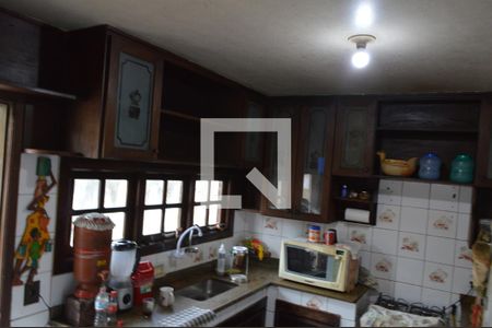 Casa à venda com 600m², 3 quartos e 3 vagasCozinha