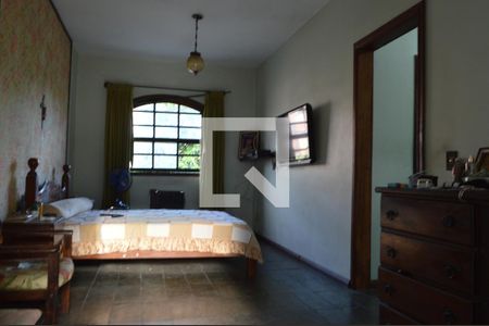 Casa à venda com 600m², 3 quartos e 3 vagasSuíte