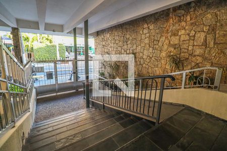 Apartamento para alugar com 72m², 3 quartos e sem vagaEntrada