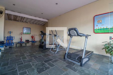 Apartamento para alugar com 72m², 3 quartos e sem vagaAcademia