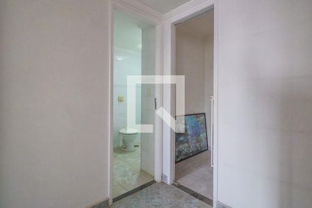 Apartamento para alugar com 72m², 3 quartos e sem vagaCorredor