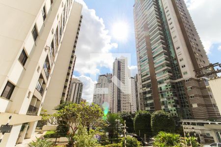 Apartamento à venda com 79m², 3 quartos e 1 vagaVista