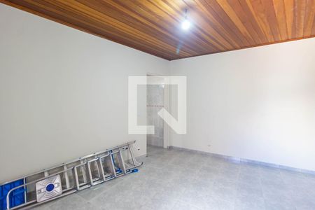 Casa à venda com 150m², 3 quartos e 2 vagas Casa à venda com 150m², 3 quartos e 2 vagasQuarto - Edícula