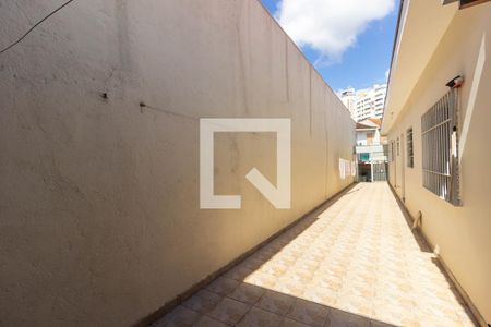 Casa à venda com 150m², 3 quartos e 2 vagas Casa à venda com 150m², 3 quartos e 2 vagasCorredor
