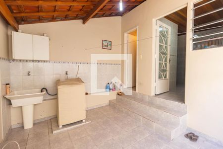 Casa à venda com 150m², 3 quartos e 2 vagas Casa à venda com 150m², 3 quartos e 2 vagasÁrea de Serviço