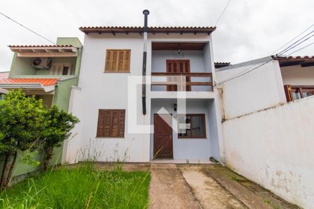 Casa à venda com 140m², 3 quartos e 2 vagasFachada