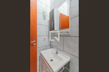 Casa à venda com 140m², 3 quartos e 2 vagasBanheiro Corredor
