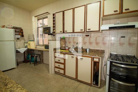 Apartamento à venda com 120m², 2 quartos e 1 vagaCozinha