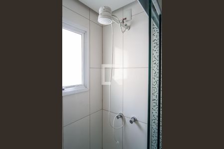 Apartamento para alugar com 74m², 2 quartos e 1 vaga Apartamento para alugar com 74m², 2 quartos e 1 vagaBanheiro Corredor