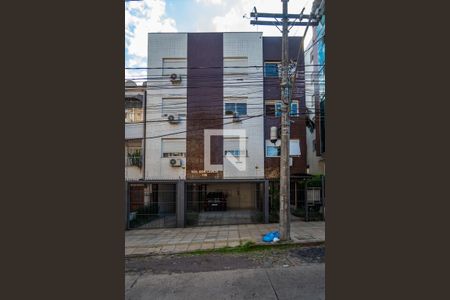 Apartamento para alugar com 74m², 2 quartos e 1 vaga Apartamento para alugar com 74m², 2 quartos e 1 vagaFachada