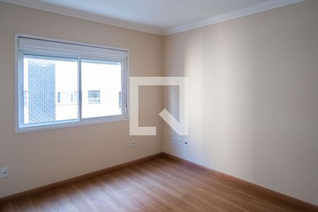 Suíte de apartamento para alugar com 2 quartos, 74m² em Menino Deus, Porto Alegre